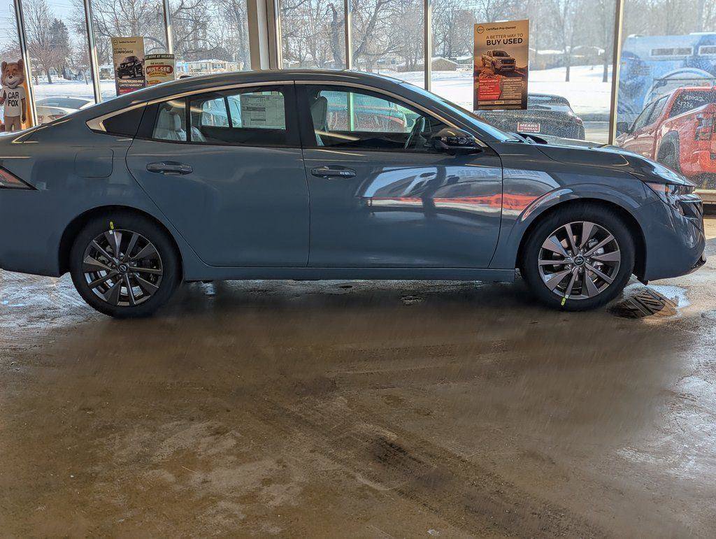 New 2026 Nissan Sentra SL w/ Floor Mat Package FWD image 5