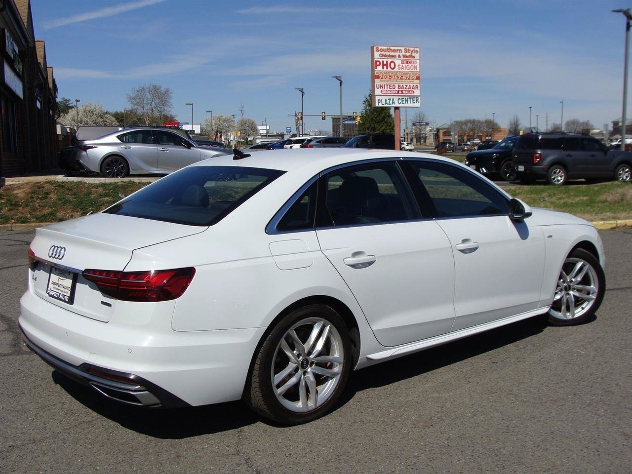 Used 2023 Audi A4 2.0T Premium w/ Convenience Package AWD/4WD image 6
