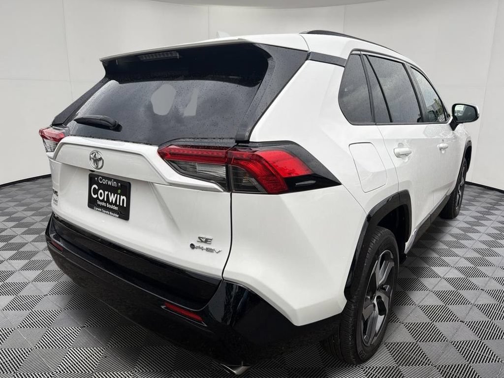 Used 2025 Toyota RAV4 SE AWD/4WD image 8