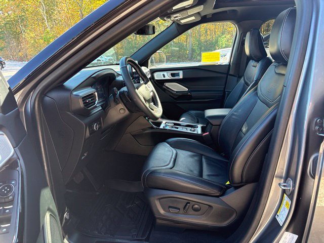 Certified 2024 Ford Explorer ST w/ Technology Package AWD/4WD image 25