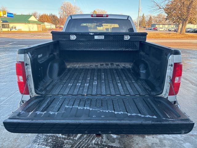 Used 2007 Chevrolet Silverado 1500 LTZ w/ EZ-Lift Tailgate Package image 16