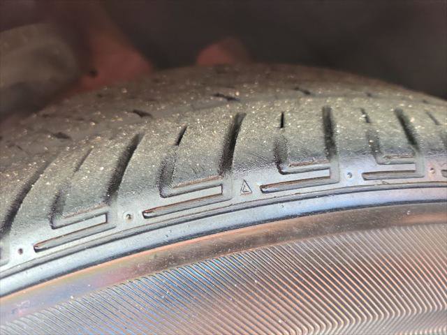 Certified 2022 Toyota Camry LE image 29