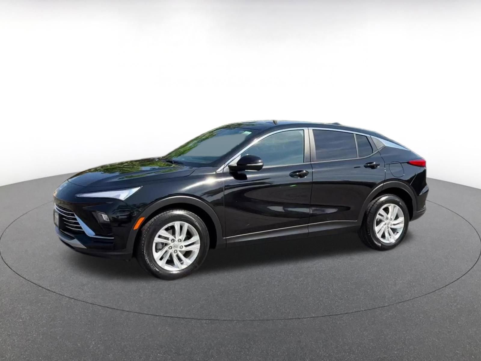 Used 2025 Buick Envista Preferred image 8