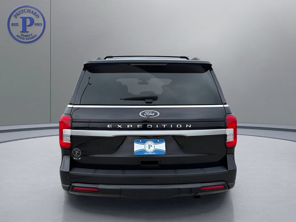 Used 2023 Ford Expedition XLT AWD/4WD image 6