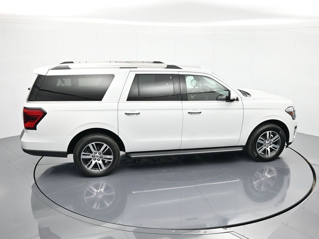 Used 2023 Ford Expedition Max Limited image 35
