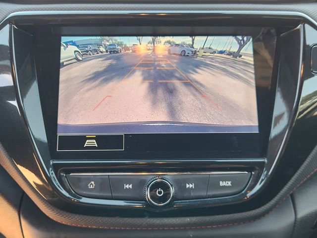 Used 2021 Chevrolet TrailBlazer RS w/ Sun and Liftgate Package FWD image 17