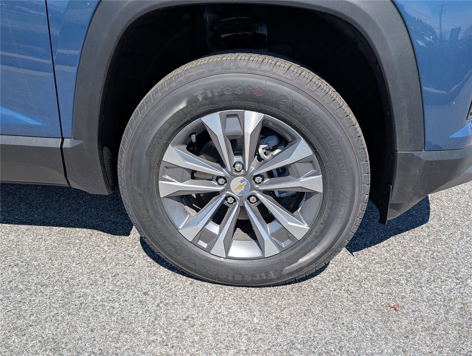 New 2026 Chevrolet Equinox LT FWD image 5