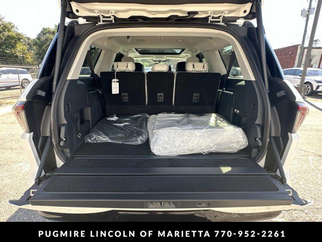 New 2025 Lincoln Navigator L Reserve image 20