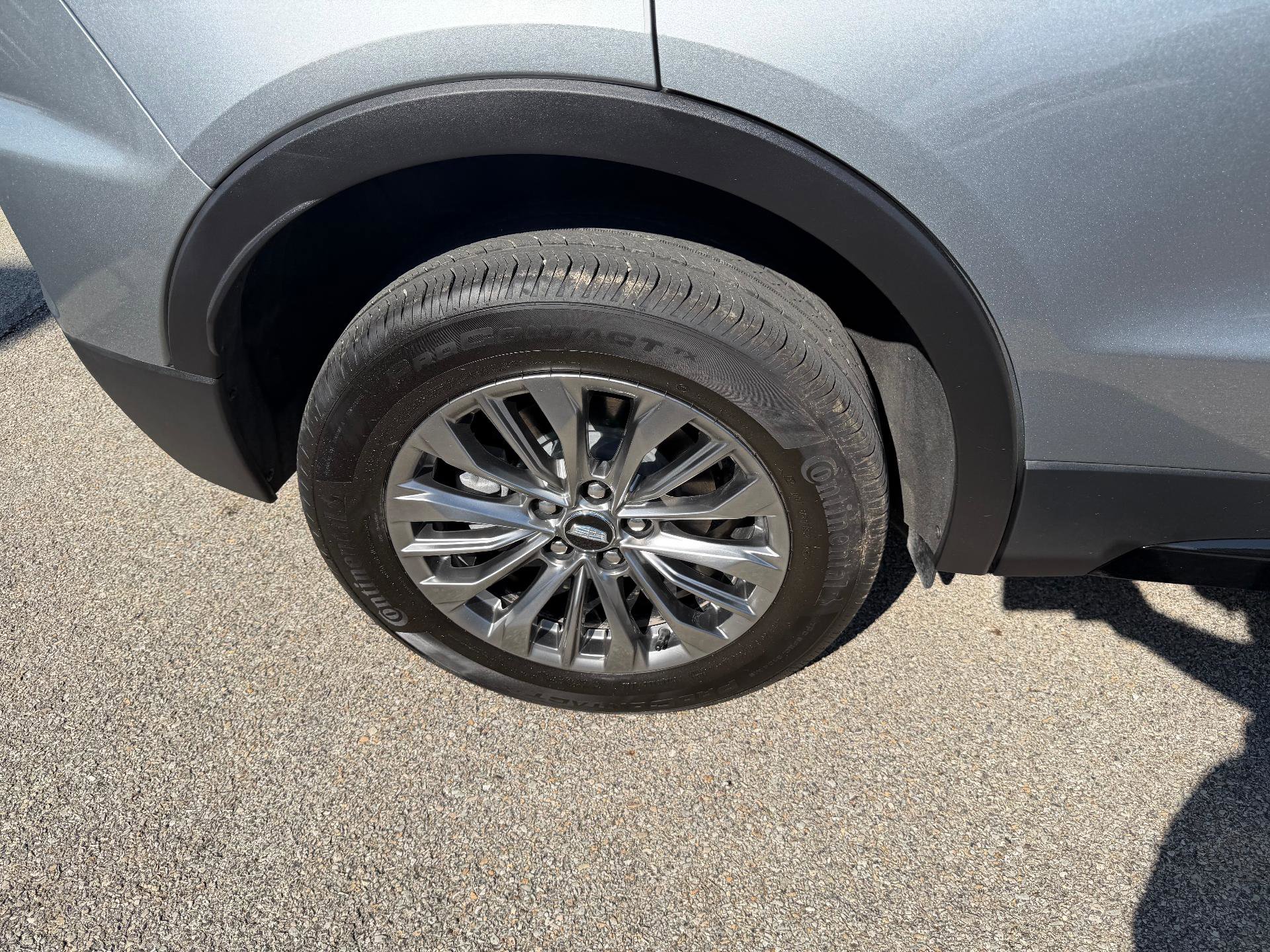 Certified 2025 Cadillac XT4 Premium Luxury w/ Cold Weather Package image 10