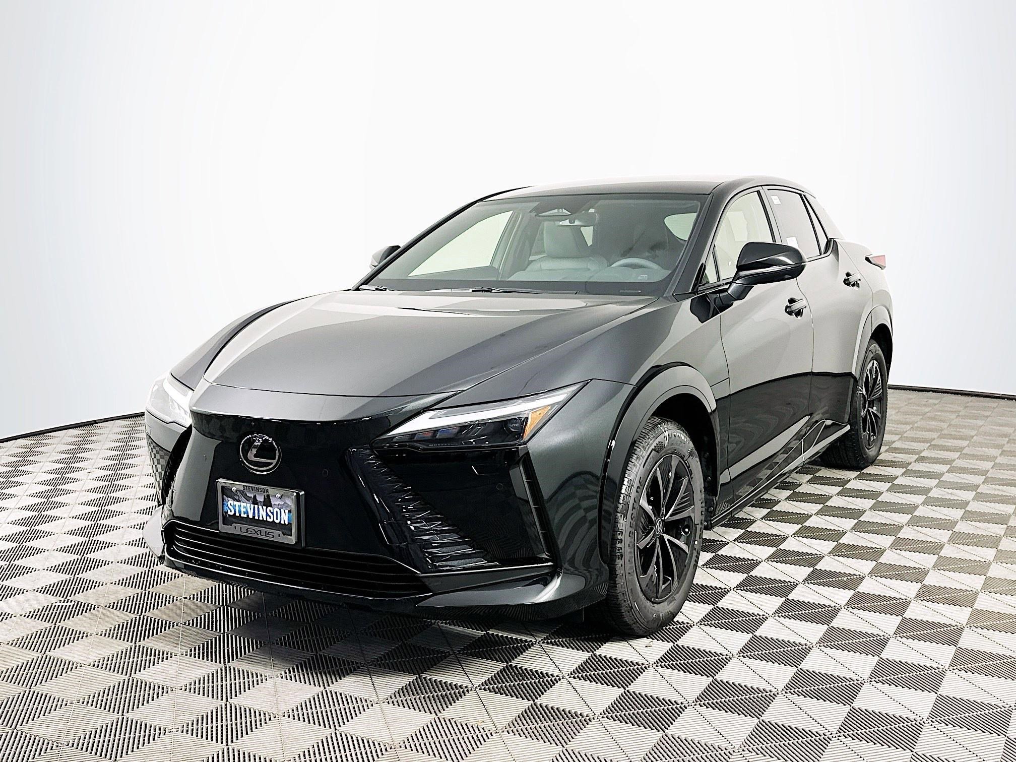 New 2026 Lexus RZ 450e AWD w/ Cold Area Package image 3