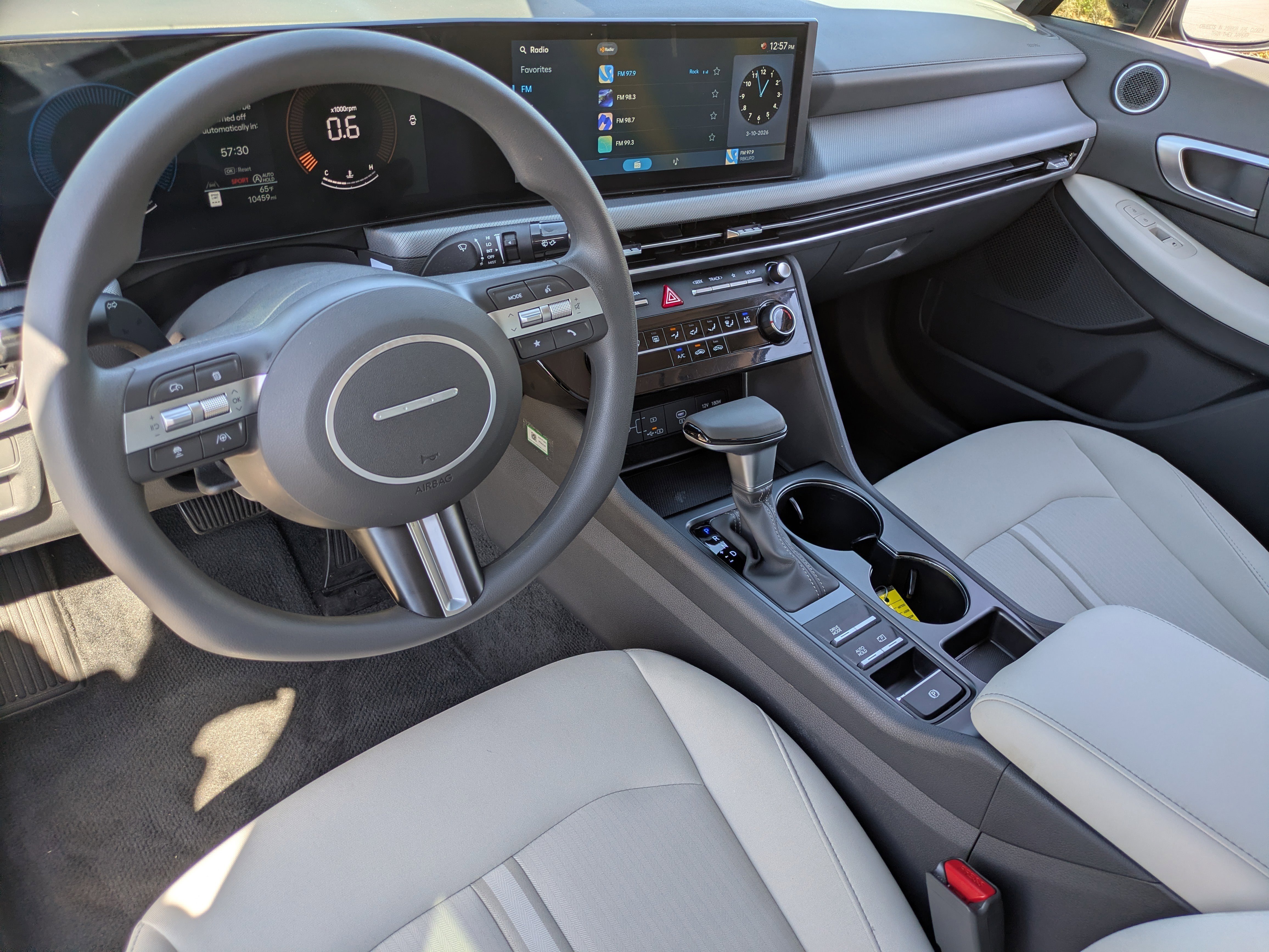 Certified 2025 Hyundai Sonata SE image 17