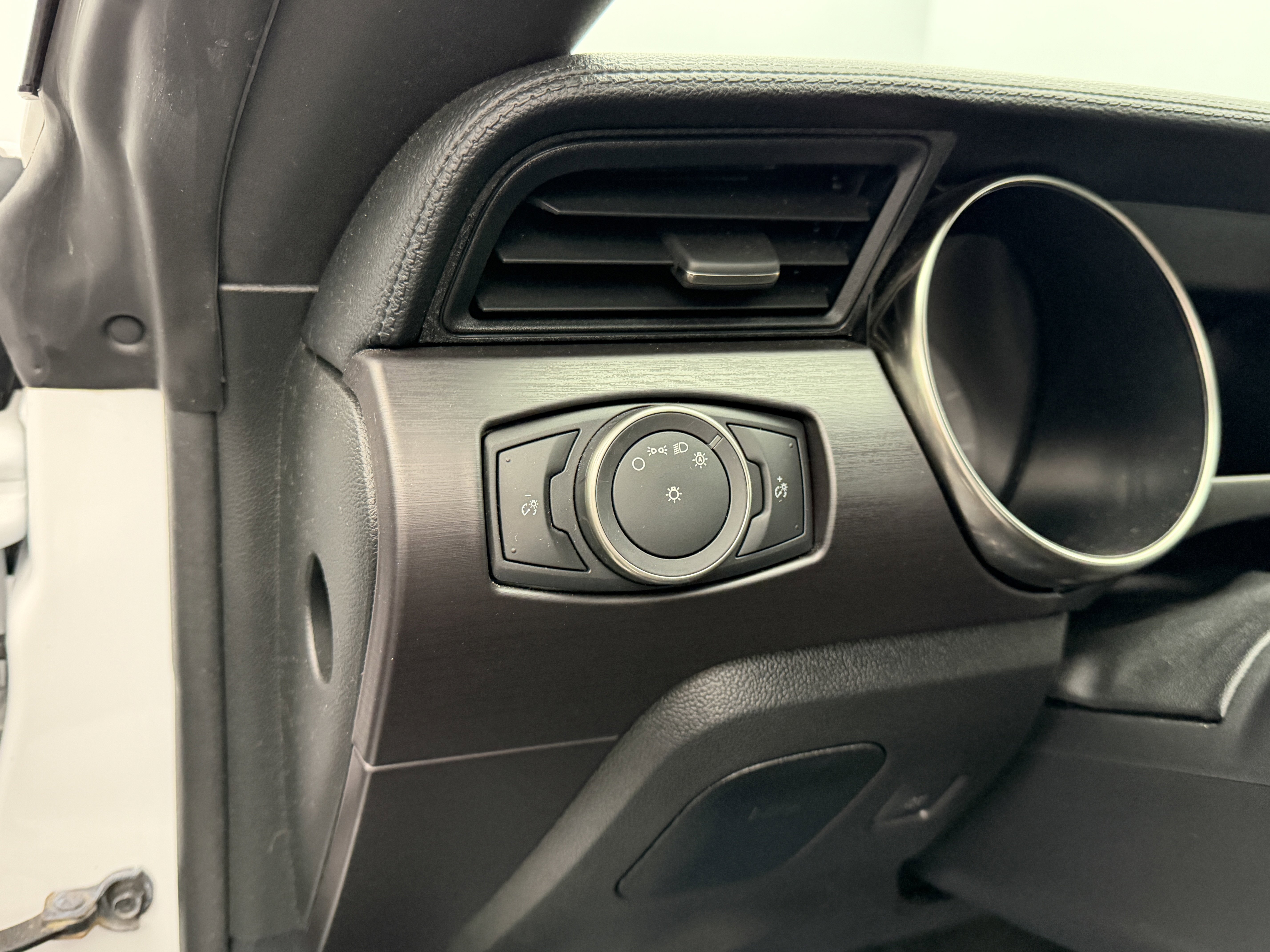 Used 2017 Ford Mustang Shelby GT350 image 60