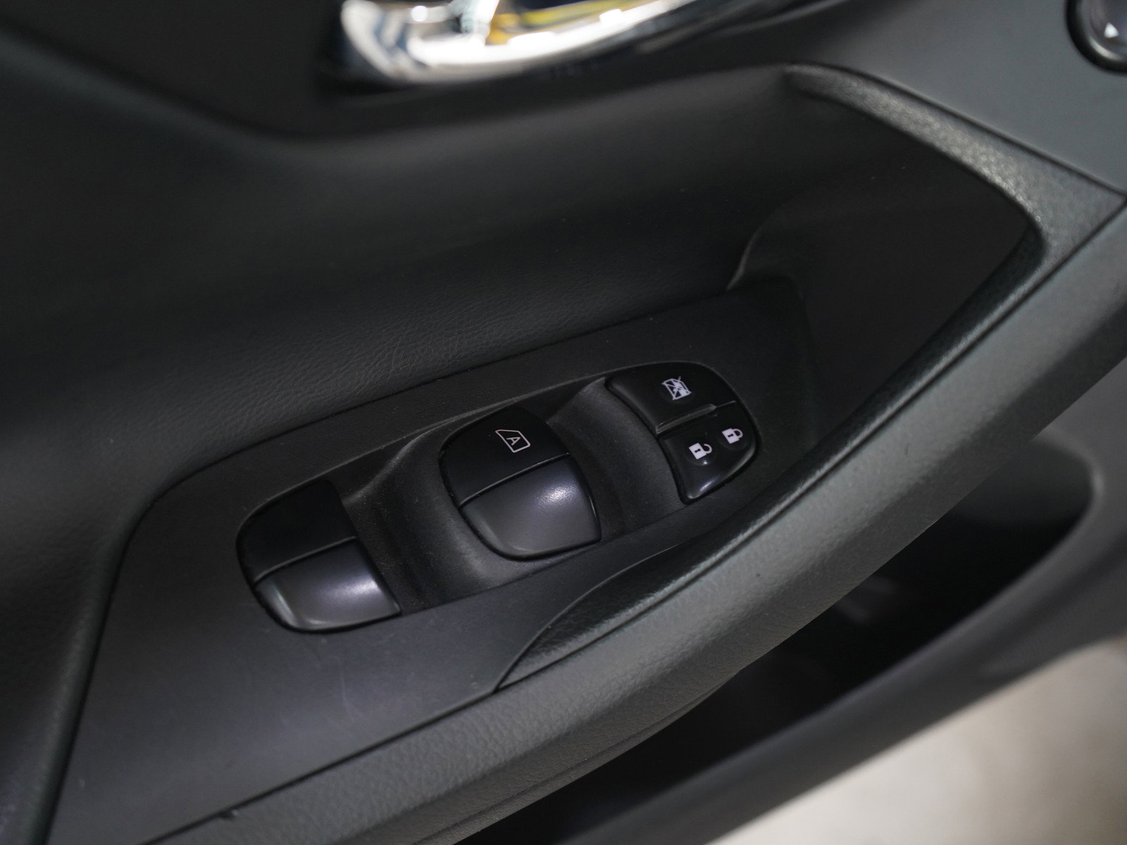 Used 2016 Nissan Altima 2.5 SV image 18