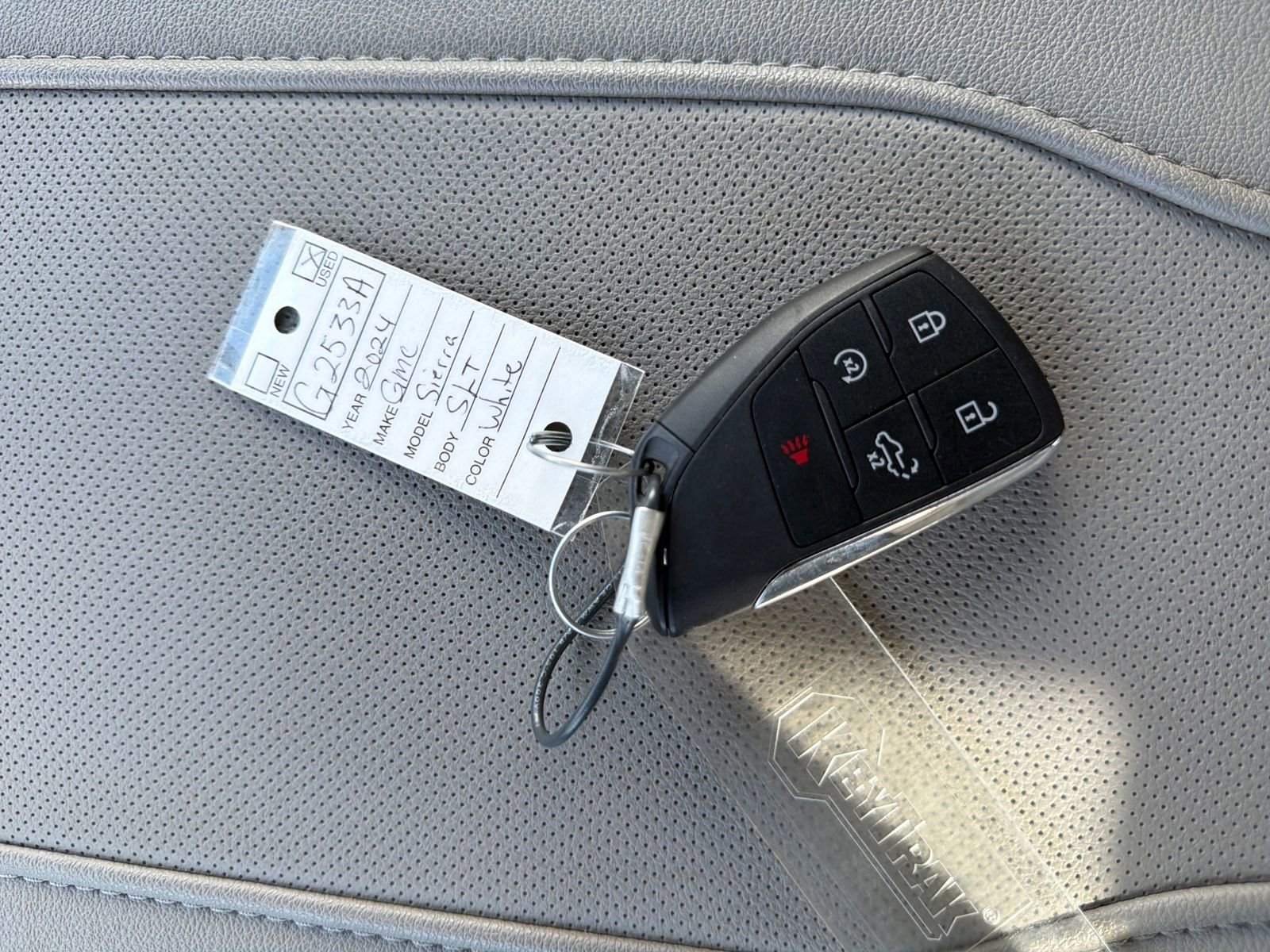 Used 2024 GMC Sierra 2500 SLT w/ SLT Premium Package image 30