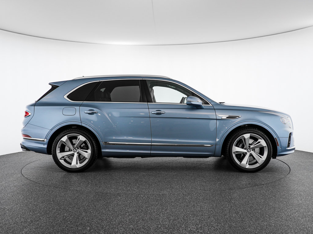 Certified 2023 Bentley Bentayga AWD/4WD image 9