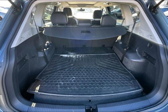 Used 2019 Volkswagen Tiguan SE w/ Panoramic Sunroof Package image 21