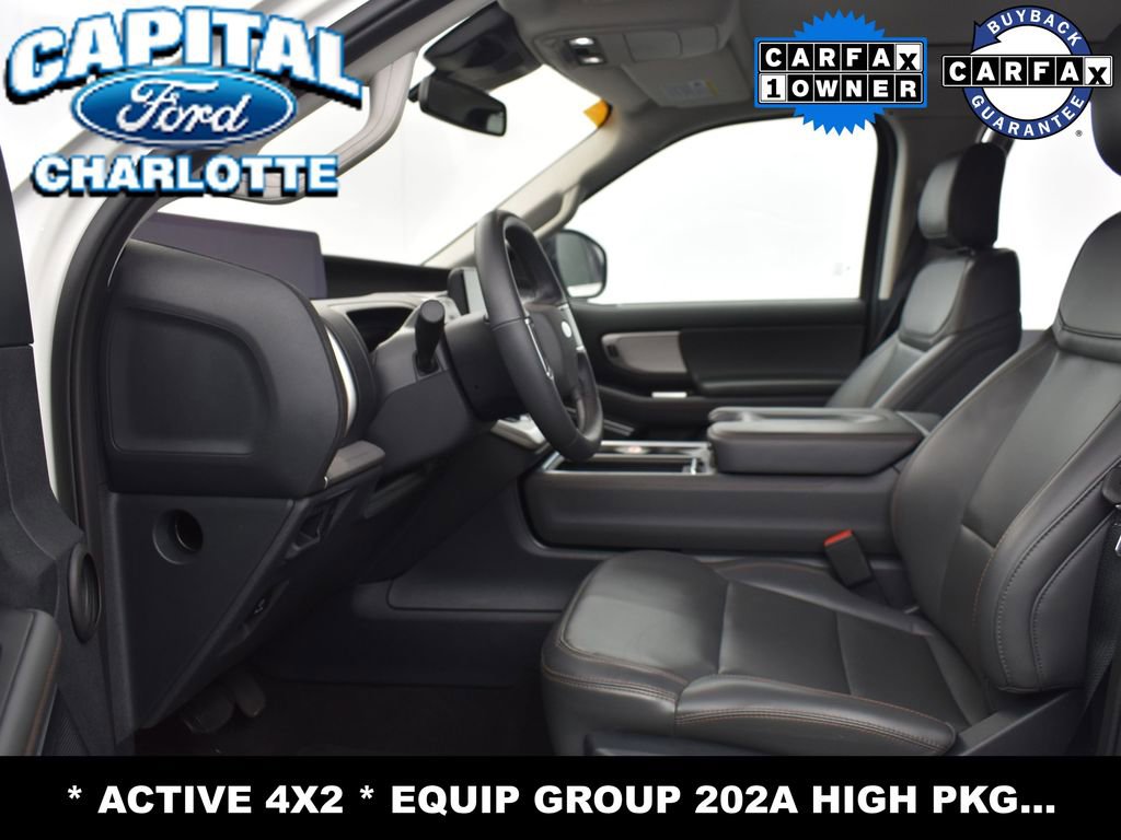 Used 2025 Ford Expedition Active image 9