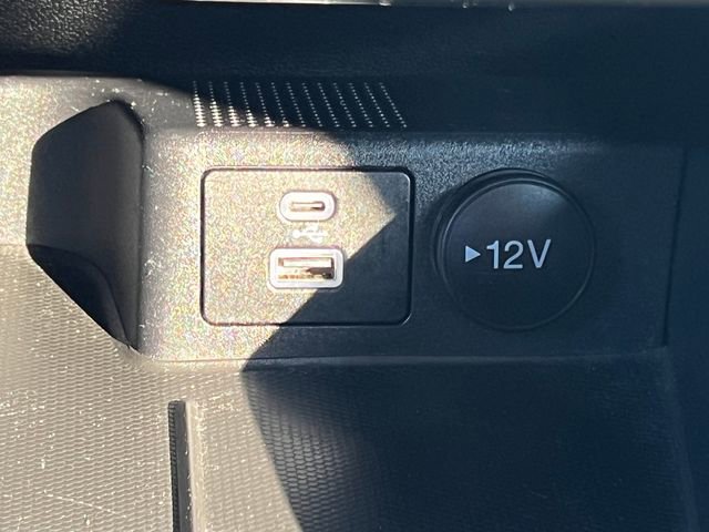 Used 2022 Ford Escape SE w/ Convenience Package image 26