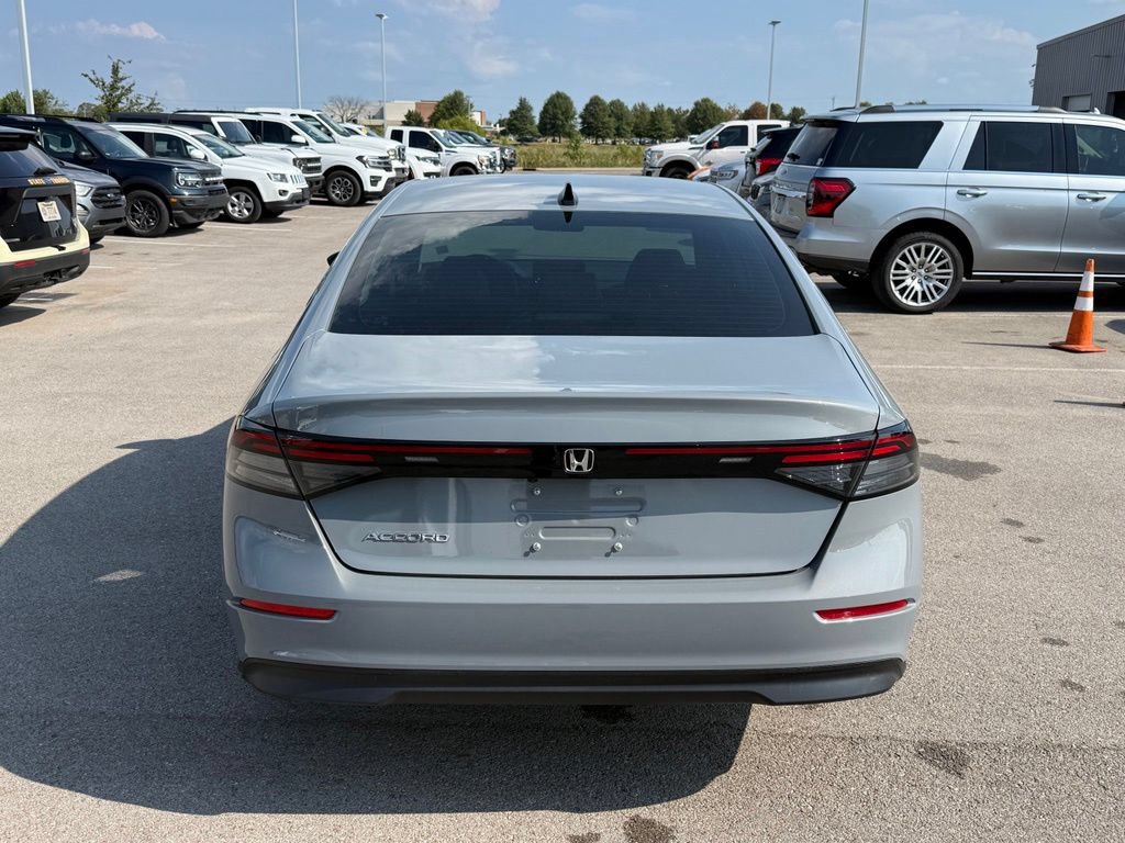 Used 2025 Honda Accord SE image 20