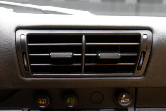 Used 1993 Porsche 911 Carrera image 77