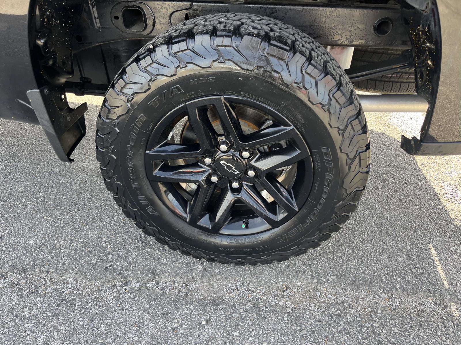 Used 2019 Chevrolet Silverado 1500 Custom Trail Boss w/ Custom Convenience Package image 6