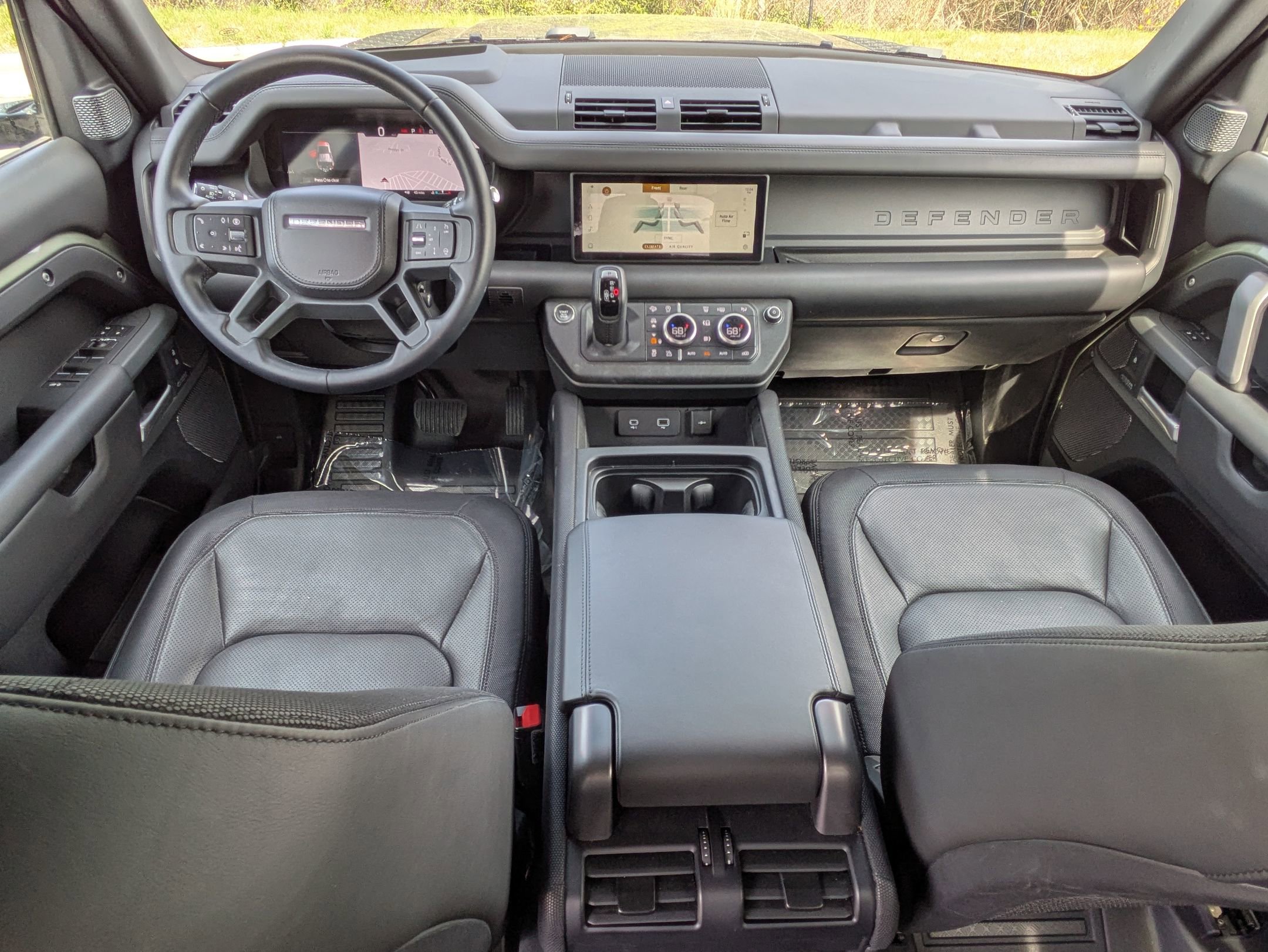 Certified 2024 Land Rover Defender 110 X-Dynamic SE image 25