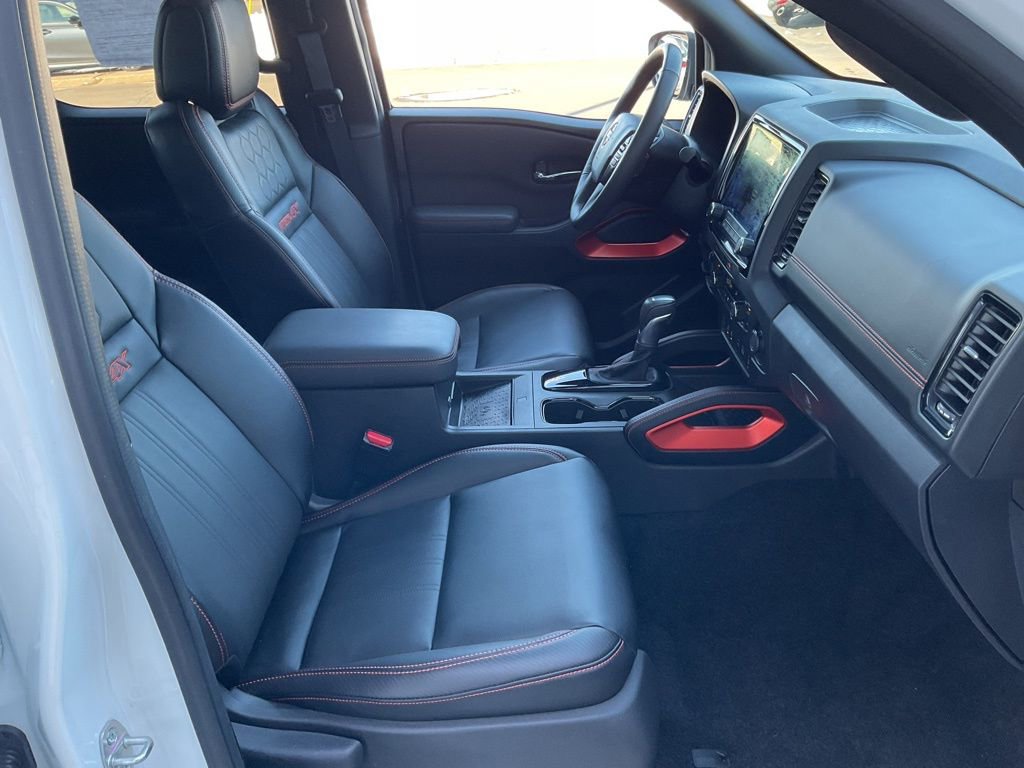 Used 2023 Nissan Frontier PRO-4X w/ Pro-4X Premium Package image 19