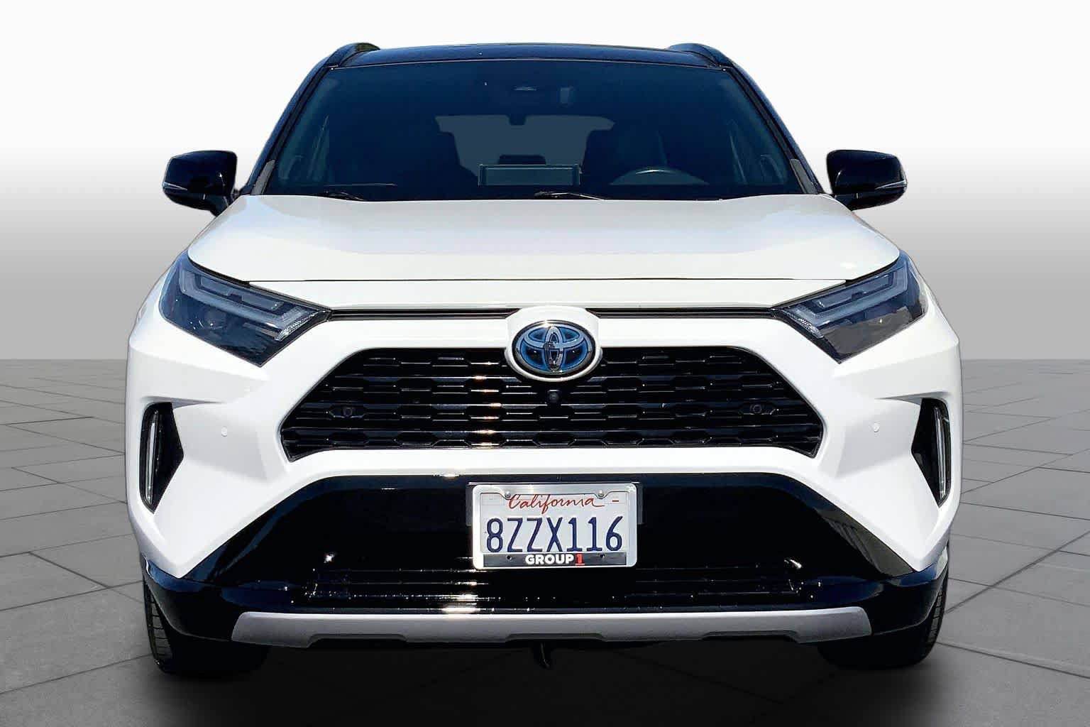 Used 2022 Toyota RAV4 XSE AWD/4WD image 3