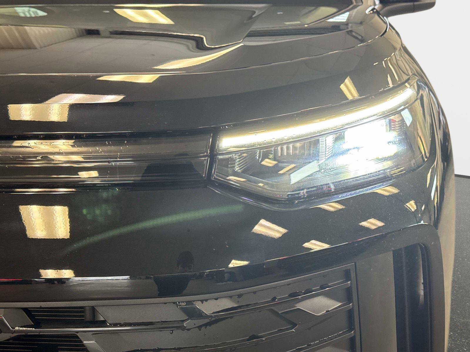 New 2026 Volkswagen Tiguan SE image 10