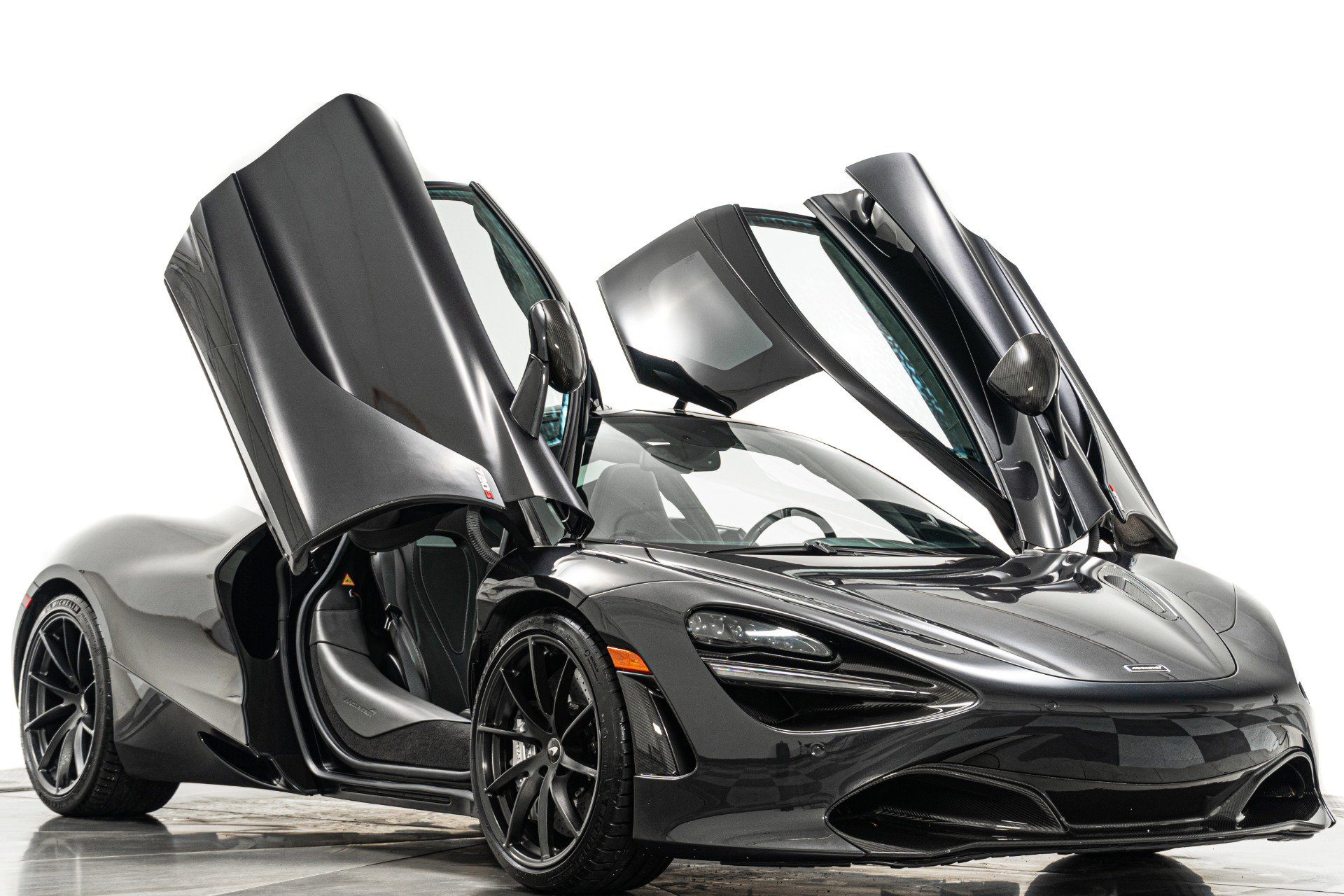 Used 2019 McLaren 720S Luxury image 32