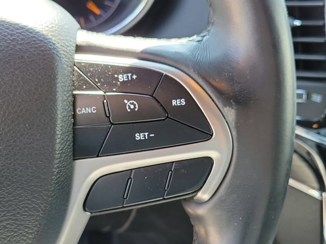 Used 2019 Jeep Grand Cherokee Limited AWD/4WD image 11