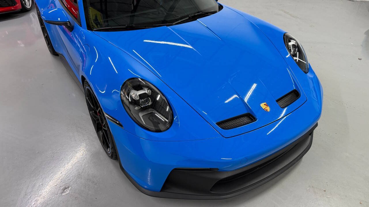 Used 2022 Porsche 911 GT3 RWD image 3