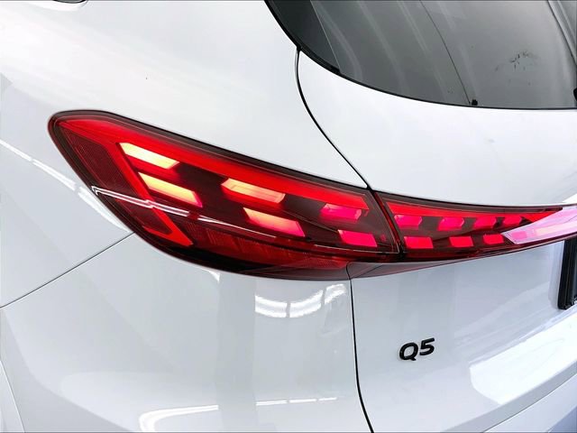 Used 2025 Audi Q5 Premium Plus w/ Premium Plus image 29