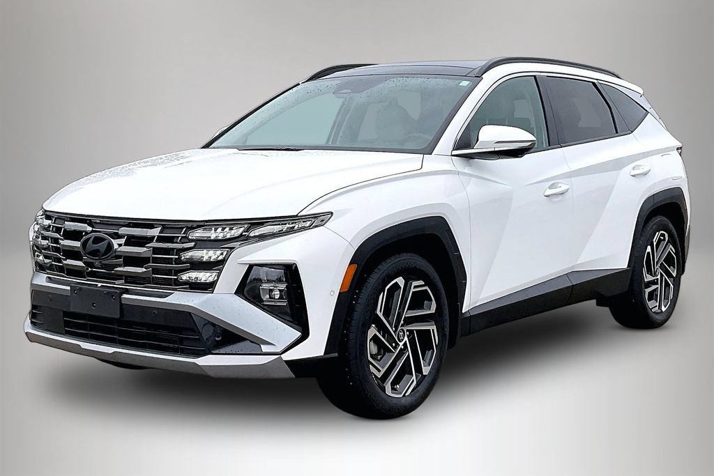Used 2025 Hyundai Tucson Limited FWD image 2