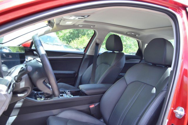 Used 2025 Kia K5 EX image 18
