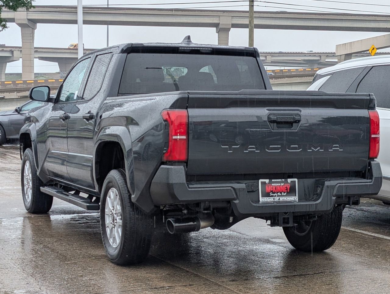 Used 2025 Toyota Tacoma SR RWD image 4