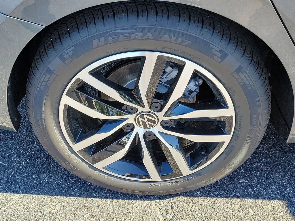 New 2026 Volkswagen Jetta SE FWD image 5