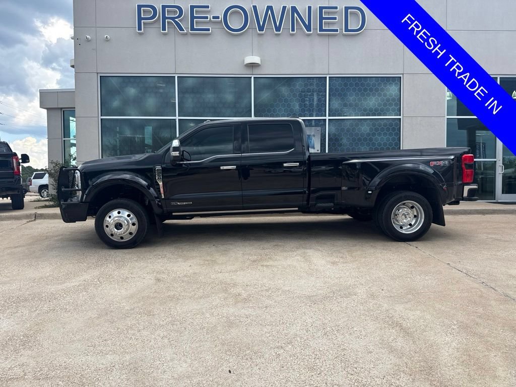 Used 2025 Ford F450 Lariat w/ Lariat Ultimate Package AWD/4WD image 1