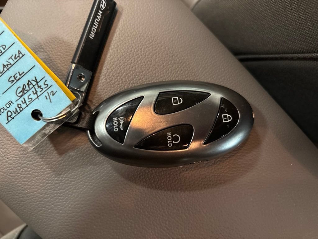 Used 2024 Hyundai Elantra SEL FWD image 27