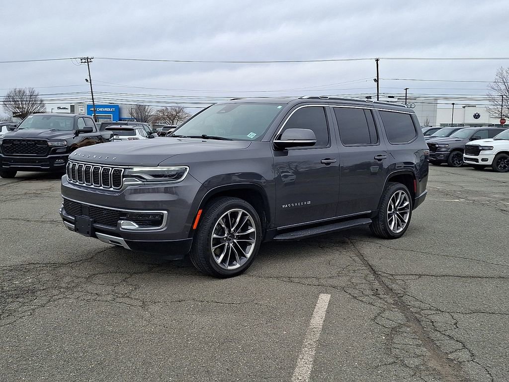 Used 2022 Jeep Wagoneer Series II w/ Premium Group I AWD/4WD image 6