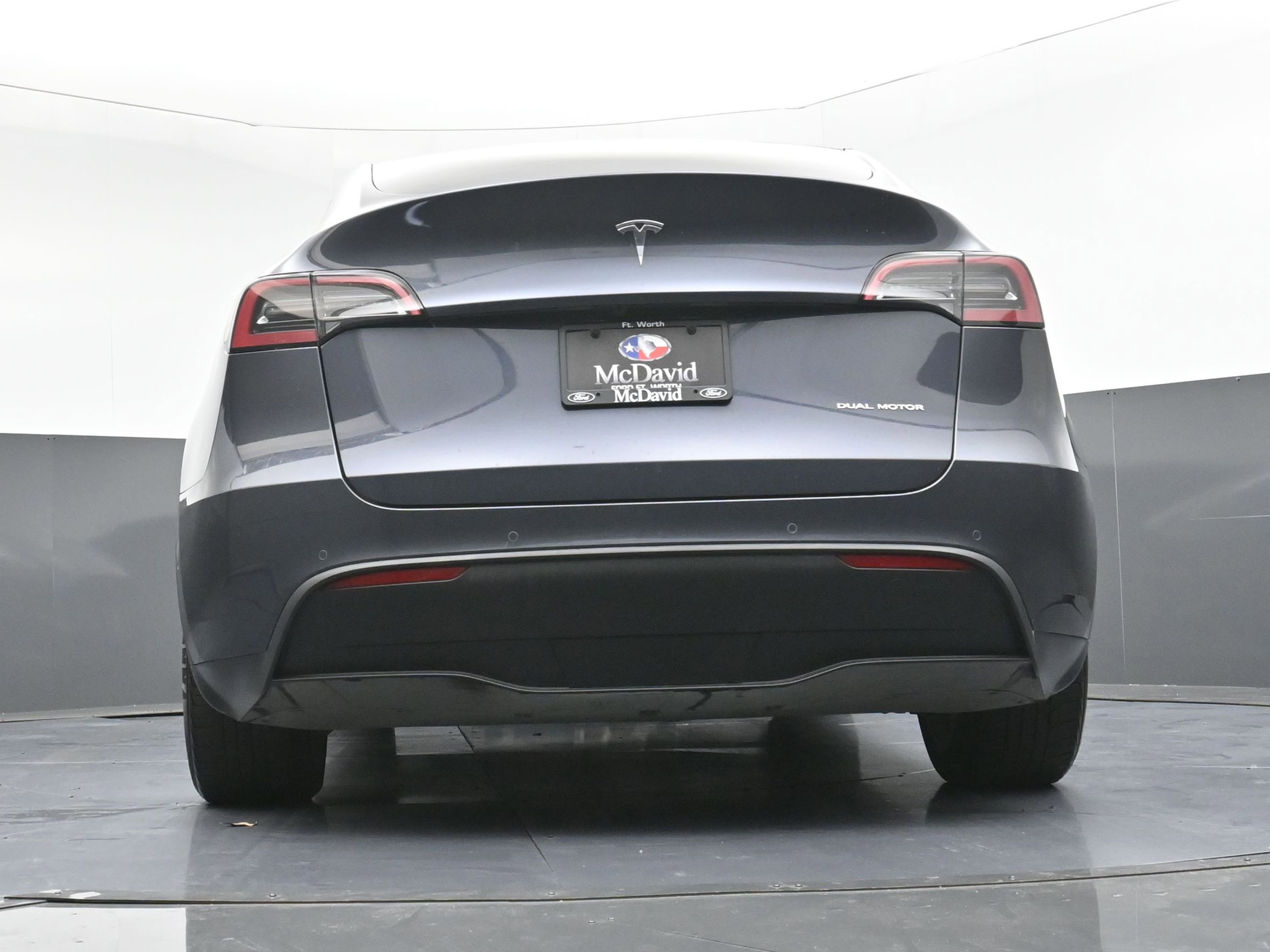 Used 2022 Tesla Model Y Long Range image 29