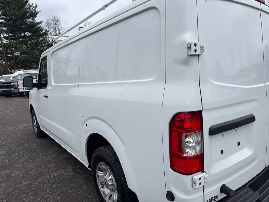 Used 2015 Nissan NV 2500 S image 10