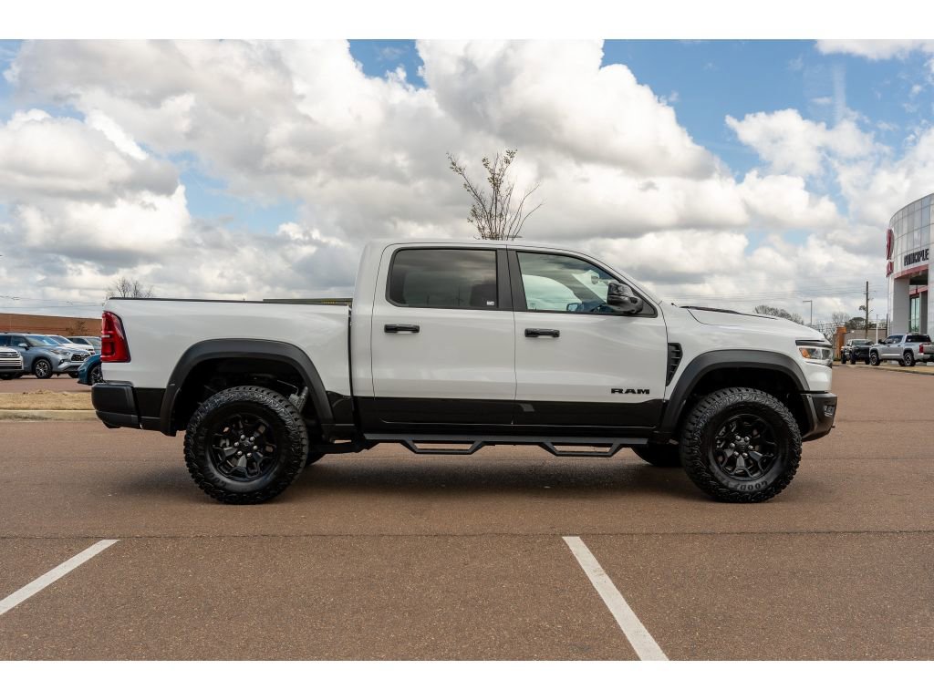 Used 2025 RAM 1500 RHO image 4