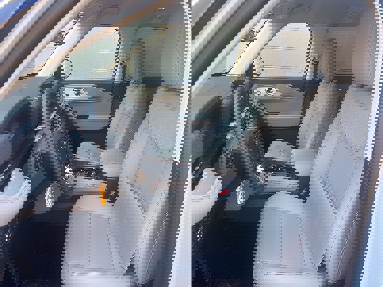 New 2026 Ford Explorer Active w/ Active Comfort Package image 13