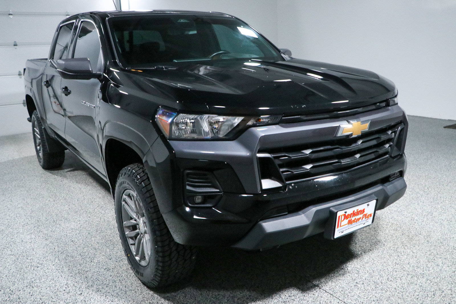 Used 2023 Chevrolet Colorado LT w/ LT Convenience Package AWD/4WD image 5