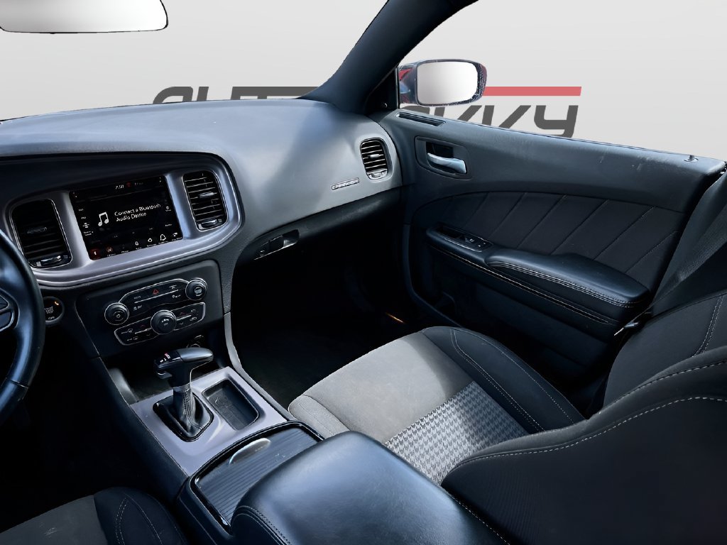 Used 2023 Dodge Charger SXT w/ Blacktop Package RWD image 23