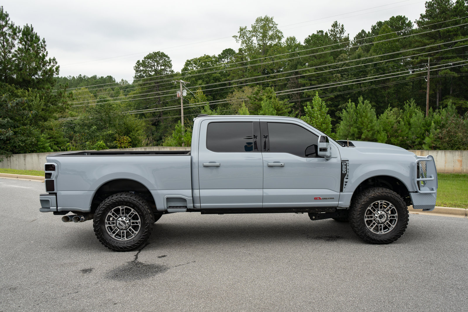 Used 2024 Ford F250 Platinum AWD/4WD image 9