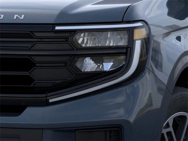 New 2025 Ford Expedition Active image 18