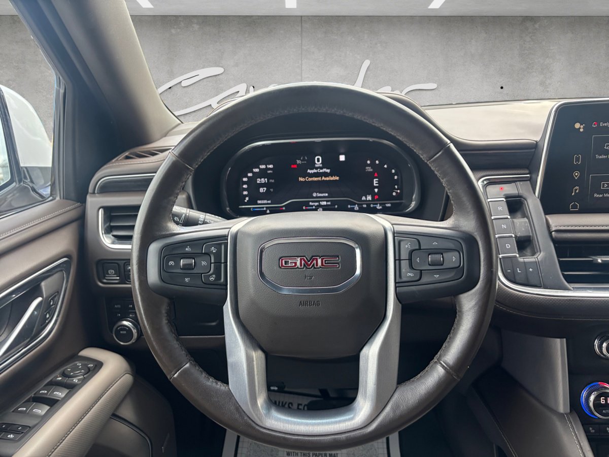 Used 2022 GMC Yukon XL SLT w/ SLT Premium Package AWD/4WD image 25