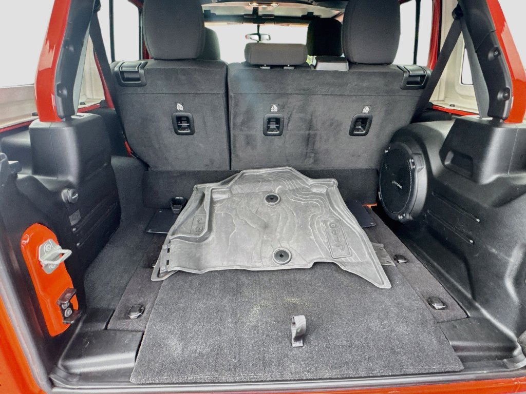 Certified 2023 Jeep Wrangler Unlimited AWD/4WD image 28